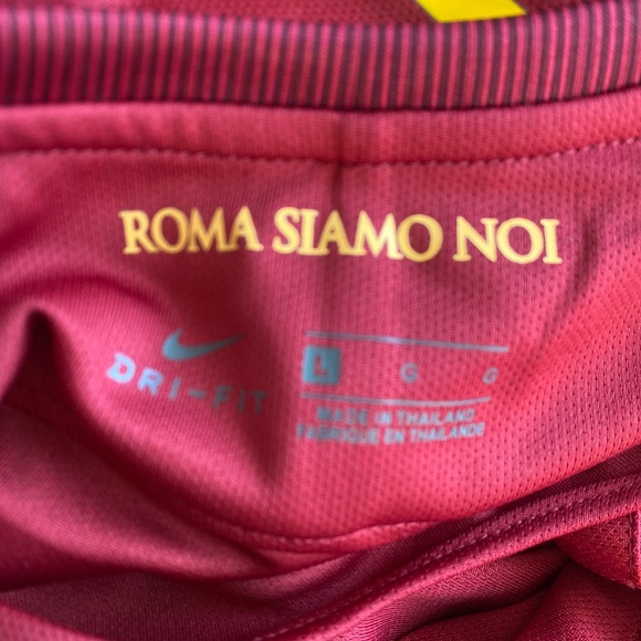 Nike L AS Roma 2016-17 Totti with Patch Jersey - Picture 9 of 13